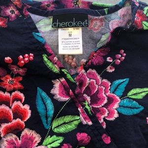 Cherokee Scrub Top